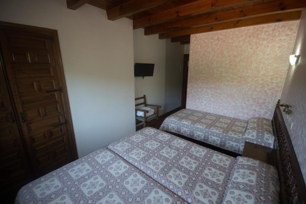 Posada Casa De Julia Parbayon Exteriér fotografie