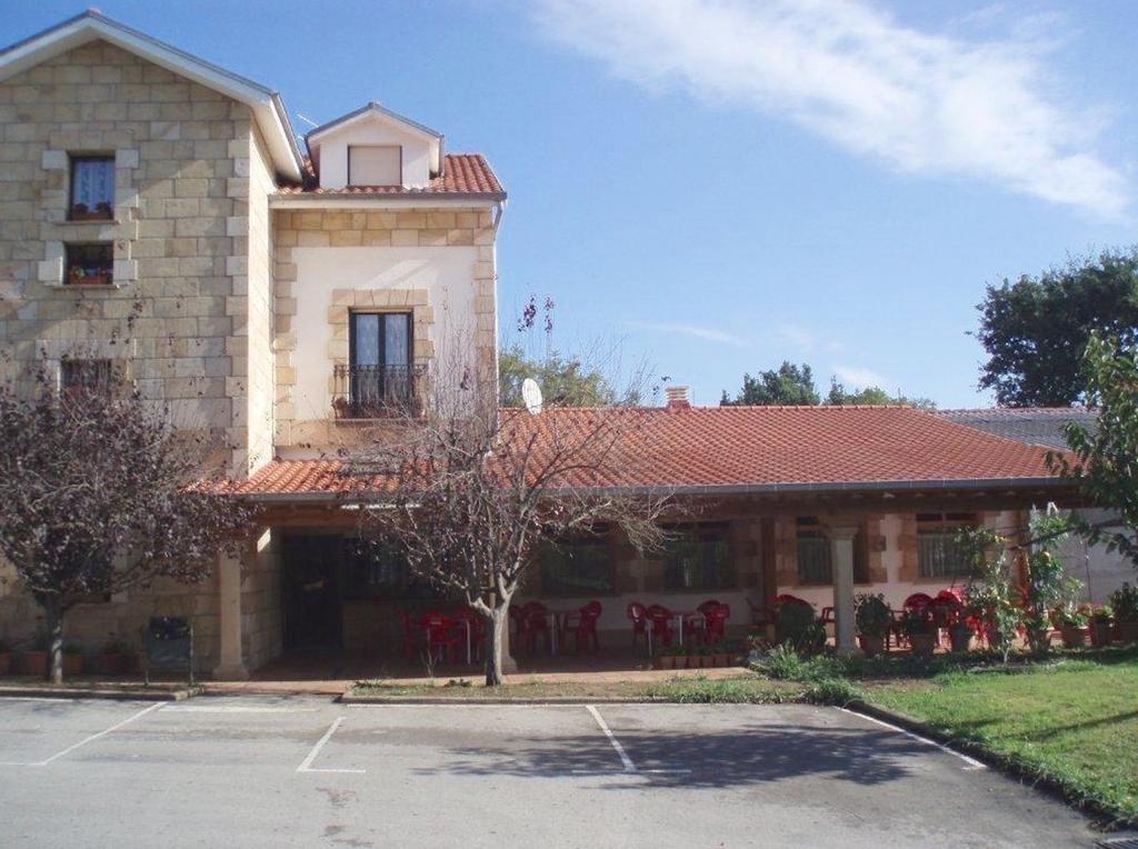 Posada Casa De Julia Parbayon Exteriér fotografie